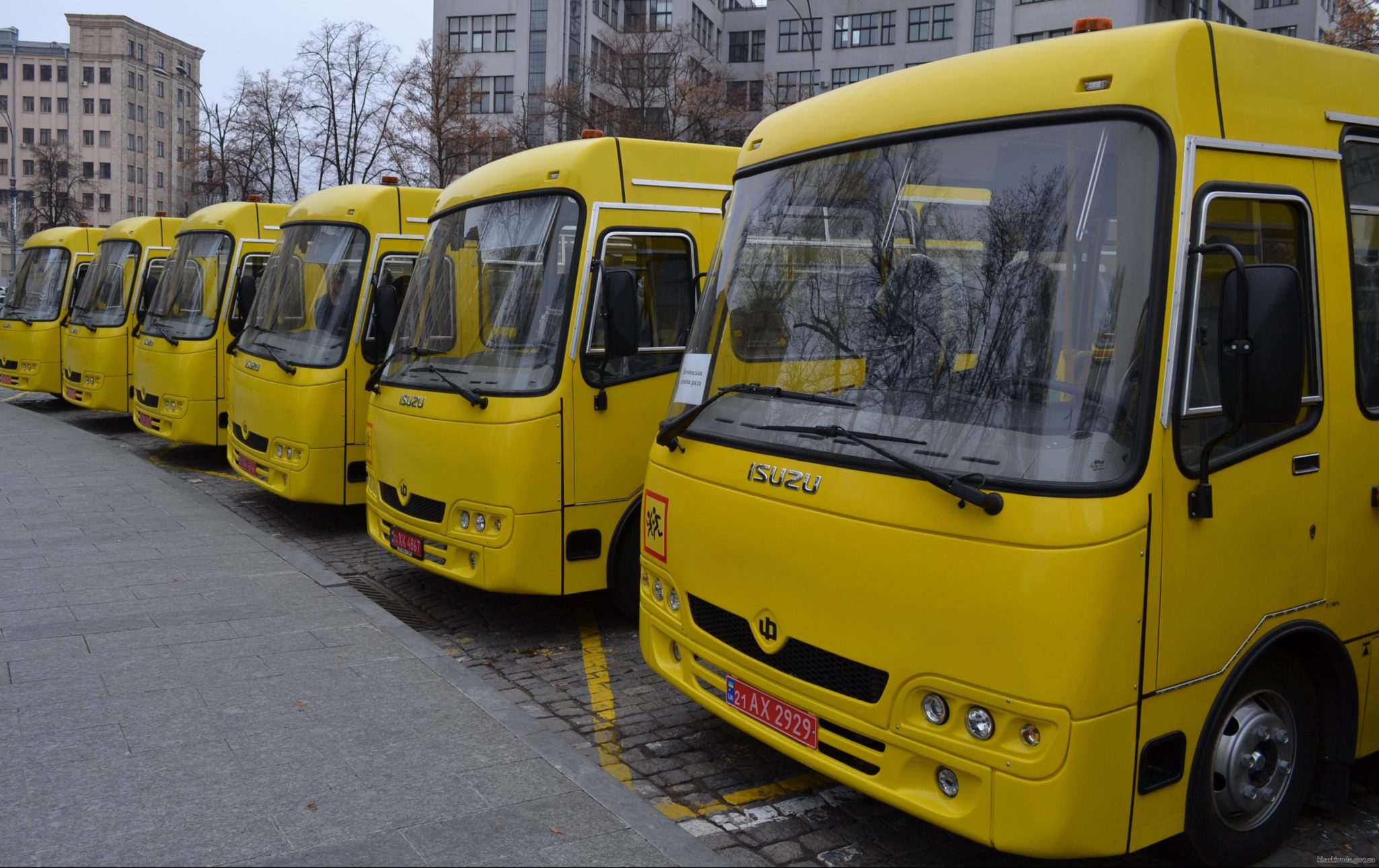 Чому область отримує держкошти на шкільні автобуси, а Харків ні: заява ХОВА