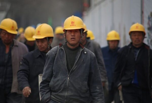 «Роснефть» получила по заслугам: китайские работники компании устроили погром в офисе