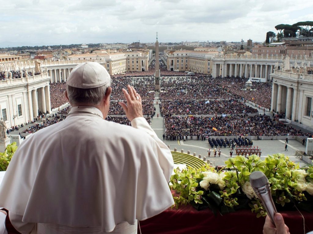 В Ватикане впервые за всю историю высокий пост займет женщина