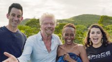 Счастливица с Карибских островов выиграла два билета на полет в космос с Virgin Galactic