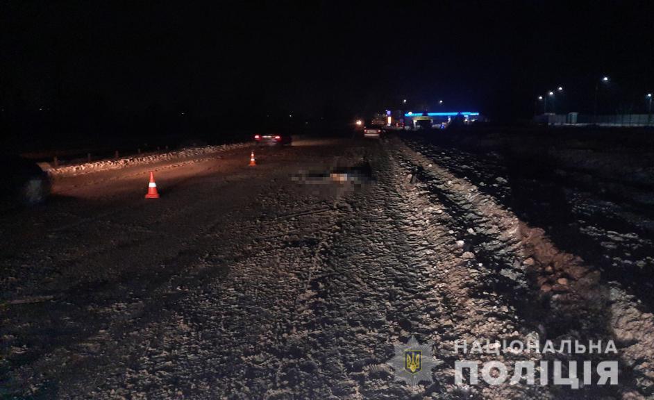 На Харьковщине водитель сбил насмерть пешехода и скрылся с места ДТП