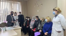 На Харьковщине от COVID-19 скончался врач-стоматолог