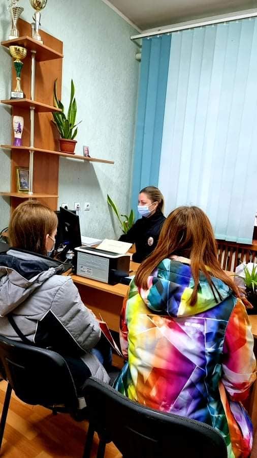 Родителей подростков, куривших в Харьковском метрополитене, привлекли к ответственности (фото)