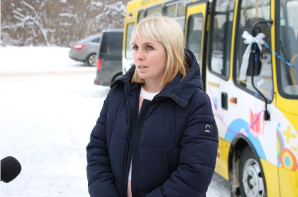 Нафтогаз подарував дітям з села Вірнопілля шкільний автобус 