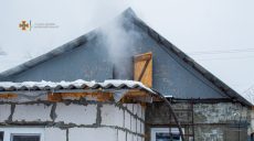 На Харьковщине из-за дымохода едва не сгорели жилые дома (фото)