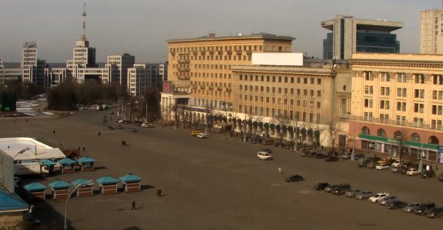 На центральной площади Харькова запрещается движение транспорта