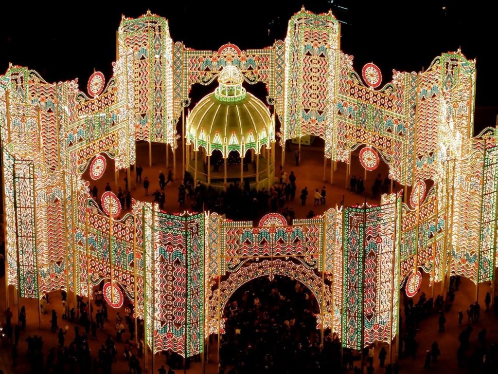 В Японии стартовал Фестиваль света в Кобе – Kobe Luminarie (фото, видео)