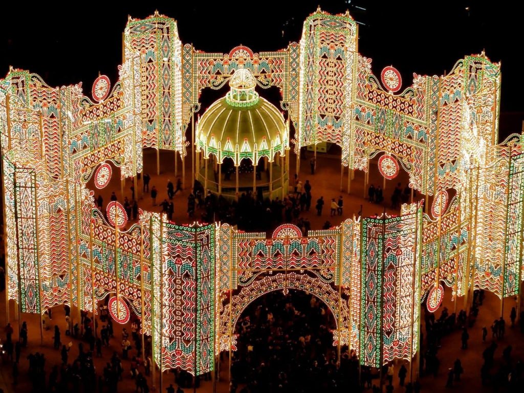 В Японии стартовал Фестиваль света в Кобе – Kobe Luminarie (фото, видео)