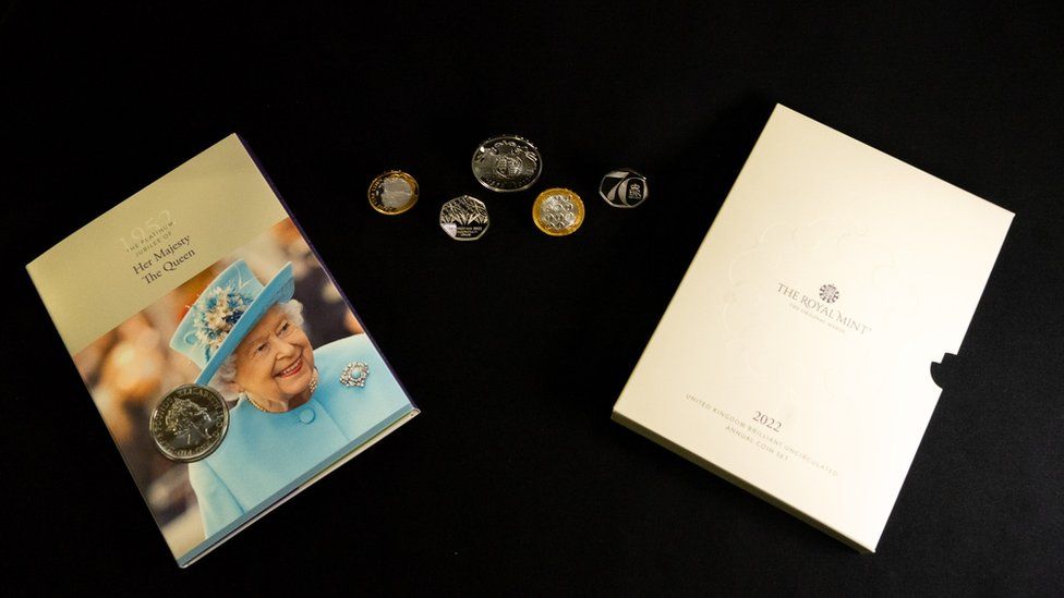 В Великобритании выпустят памятную монету в честь платинового юбилея правления королевы Елизаветы II