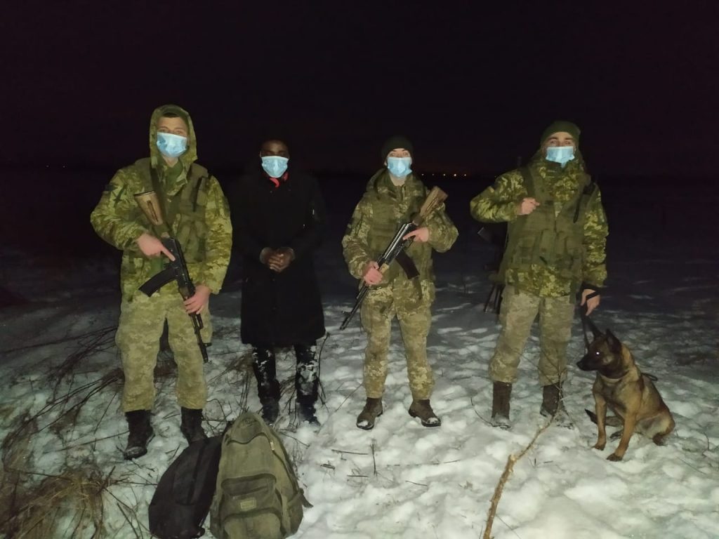 Дворник из Харькова хотел незаконно переплыть украинско-словацкую границу