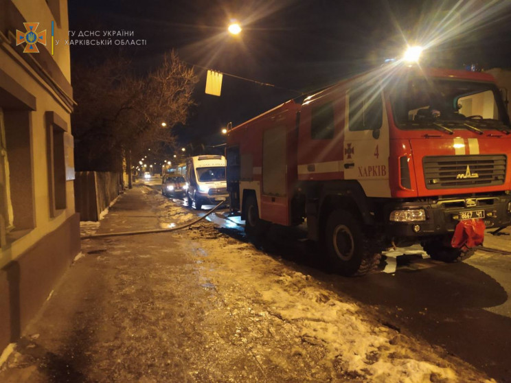 Пожилая харьковчанка получила ожоги при пожаре в собственной квартире (фото)