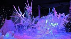 В Германии — предновогодняя выставка ледяных скульптур (фото)
