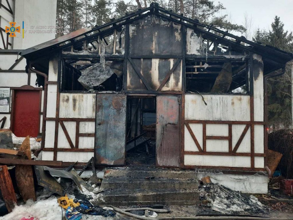 В Харькове сгорело хозяйственное здание: пострадавших нет
