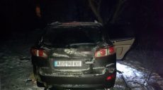 Под Харьковом пьяный водитель на легковушке влетел в магазин (фото)