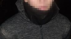 Патрульные в Харькове задержали двух уличных грабителей (фото)