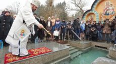 На Крещение в храмах пройдут богослужения, а в источниках освятят воду (график)