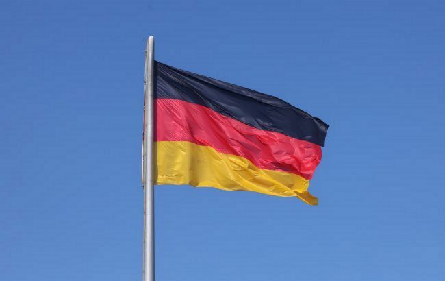 Германия готовит план эвакуации семей дипломатов из Украины — СМИ