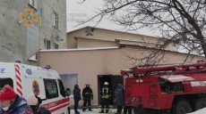 Двое жителей Харькова едва не сгорели на пожаре в двухэтажном доме (фото)