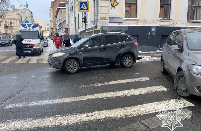 В Харькове легковушка сбила женщину-пешехода