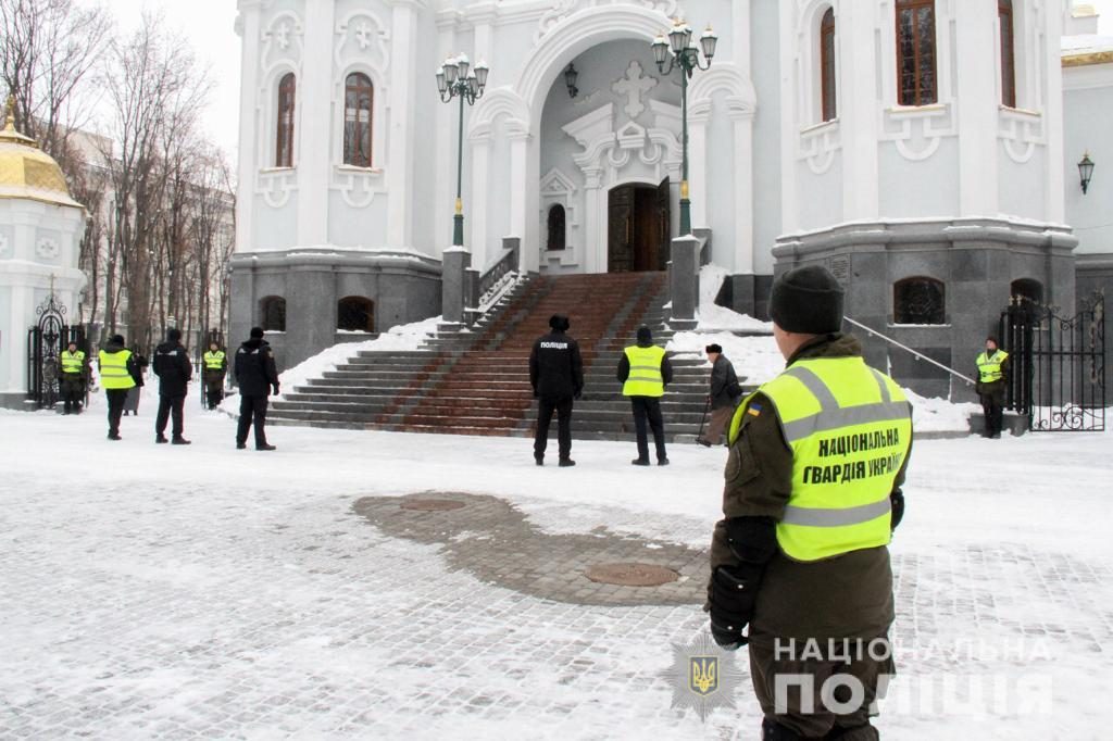 Рождество. Полиция усилила меры безопасности на Харьковщине