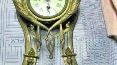 Харьковские таможенники предотвратили вывоз из Украины старинных часов (фото)