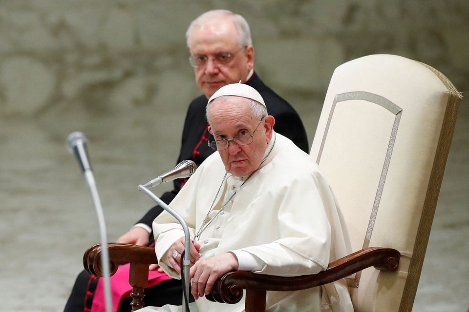 «Это страдающий народ». Папа Римский помолился за мир в Украине