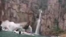 ЧП в Бразилии: на прогулочные лодки рухнула скала (видео)