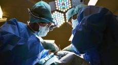 Хирург-трансплантолог из Великобритании расписался на печени пациентов