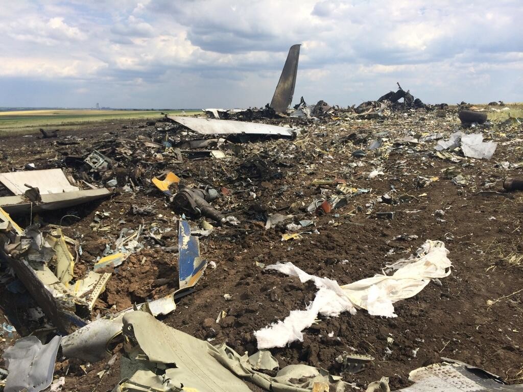 К пожизненному заключению приговорили террористов, которые в 2014 году сбили украинский самолет Ил-76