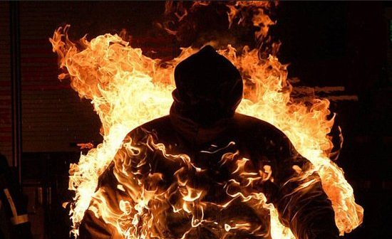 В Харьковской области на мужчине загорелась одежда во время разжигания печи