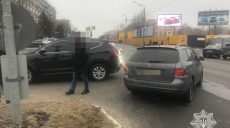 В Харькове произошло тройное ДТП (фото)