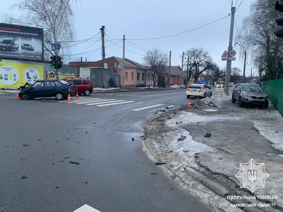 В Харькове в ДТП пострадал водитель (фото)