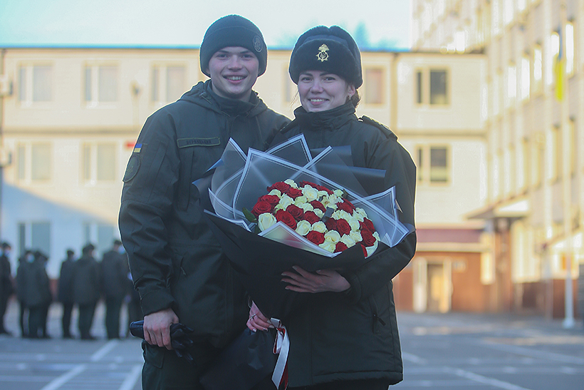 День святого Валентина. Харьковский курсант необычно признался в любви курсантке (видео, фото)