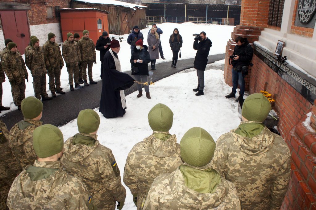 В Харькове состоялась панихида по погибшим защитникам (фото)