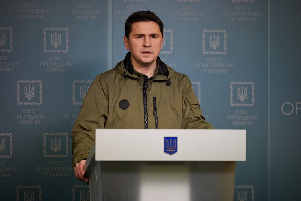 Украина не видит признаков того, что Россия оставляет Херсон без боя — Подоляк