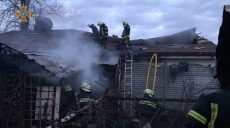 Пожар. В Харькове загорелись сразу несколько частных домовладений (фото)