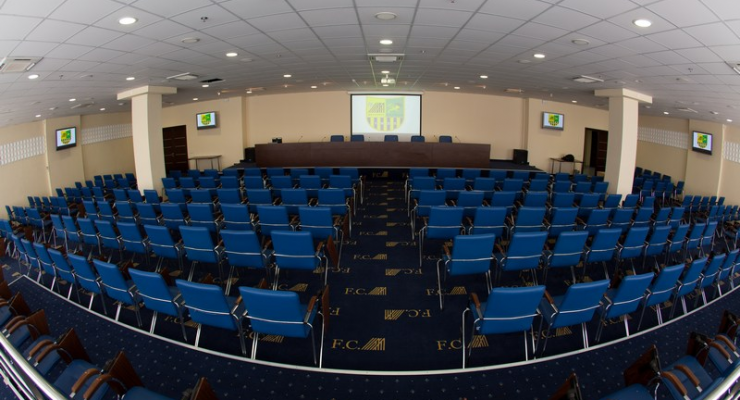 Александр Ярославский инвестирует 2 млн грн в модернизацию конференц-зала на стадионе «Металлист»