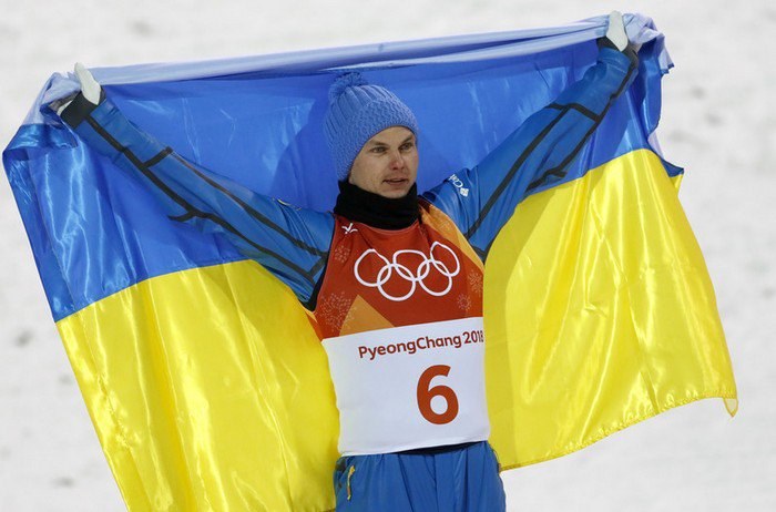 Олимпиада — 2022. Александр Абраменко досрочно вышел в финал в лыжной акробатике