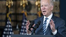 США ввели санкции против суверенного долга России, двух банков и российских элит