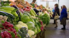 За прошлую неделю на рынки Харьковской области не пустили 121 кг продуктов