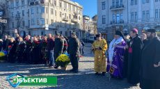 В Харькове проходят меропрятия в День памяти Героев Небесной Сотни (фото, видео)