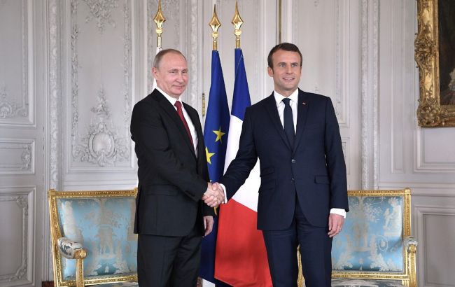 Макрон и Путин пожали друг другу руки и заключили сделку по Украине