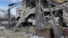 Изюм просит гуманитарный коридор (фото)
