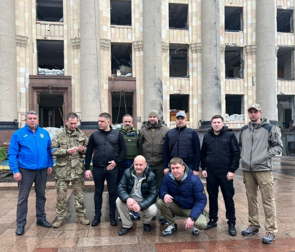 Харьковских детей могут эвакуировать в футбольные кемпинги за рубеж — Павелко