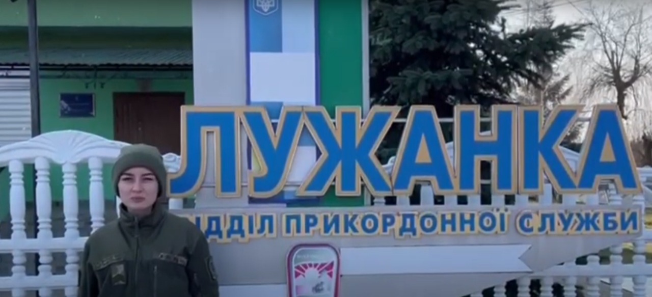 Украинка пыталась вывезти в Венгрию мужа-уклониста в багажнике (видео)