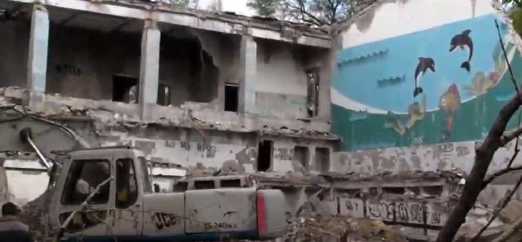 В окруженном Изюме возобновили водоснабжение и связь: ждут «зеленый коридор»