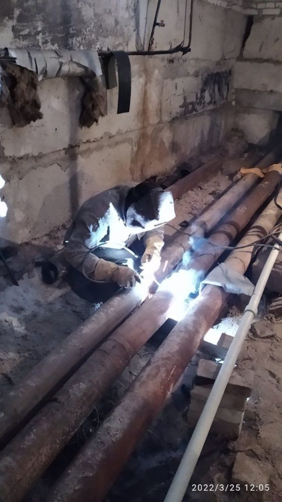 В Харькове продолжают восстанавливать теплоснабжение (фото)