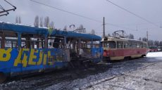 На Харьковщине враг продолжает бомбить объекты критической инфраструктуры и жилье мирного населения (фото)