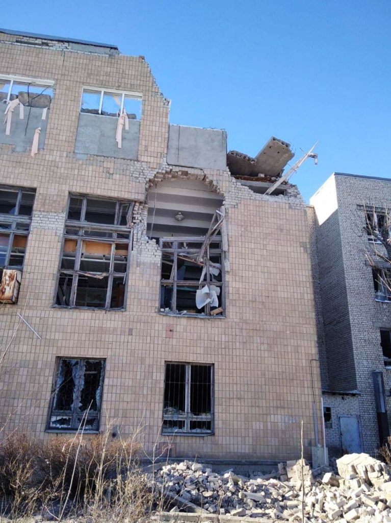 В Пятихатках разбомбили корпус физико-технического факультета Каразинского университета (фото)