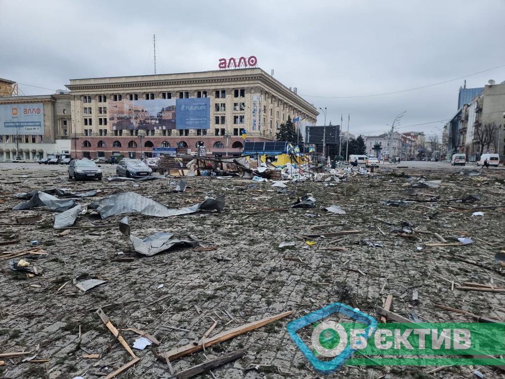 Обстрел центра Харькова: не менее 10 человек погибли (видео, дополнено)